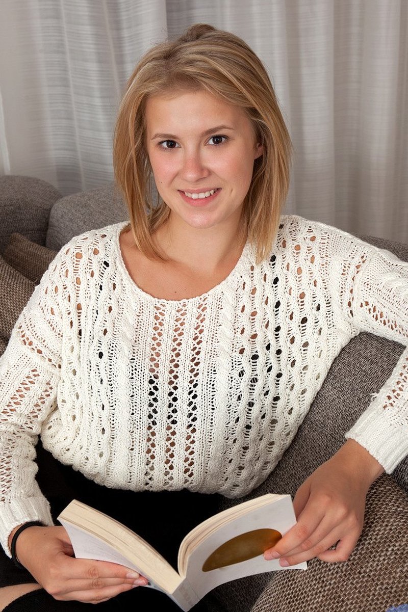 Надежда, 23 года, 5 размер груди